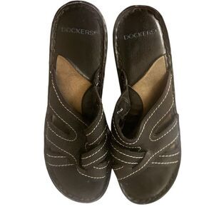 Women’s Dockers Brown Leather Slip On Sandals Size 7.5 NWOB